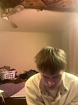 XanderOzzz online show from 12-16-25, 06:50