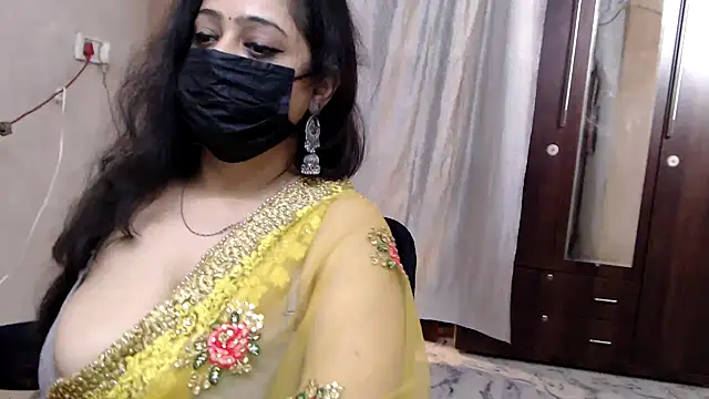 Snapshot of sexy_indianboobs chatting on 06-02-26, 09:53 sexy indianboobs online show from 06-02-26, 09:53