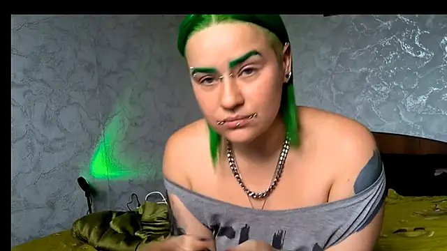 NeonNectar  online show from 10-09-25, 11:44