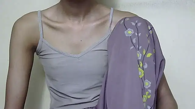 smallcuute online show from 01-31-26, 07:23