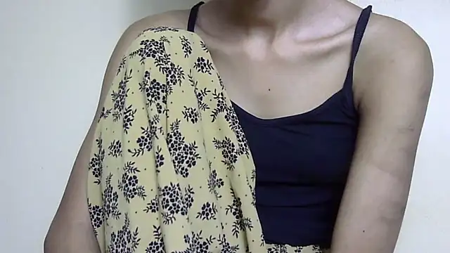 smallcuute online show from 02-14-26, 08:20