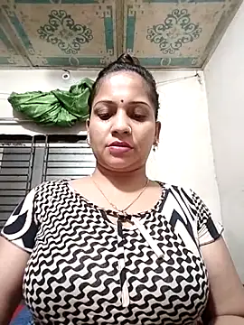 Snapshot of Payel_50 chatting on 06-14-26, 05:47 Payel 50 online show from 06-14-26, 05:47