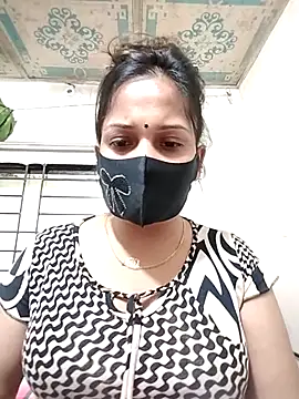 Payel 50 online show from 05-17-26, 02:22