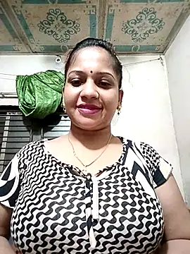 Snapshot of Payel_50 chatting on 07-08-26, 03:45 Payel 50 online show from 07-08-26, 03:45