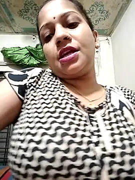 Snapshot of Payel_50 chatting on 06-15-26, 05:12 Payel 50 online show from 06-15-26, 05:12