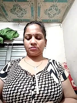 Snapshot of Payel_50 chatting on 06-24-26, 11:57 Payel 50 online show from 06-24-26, 11:57