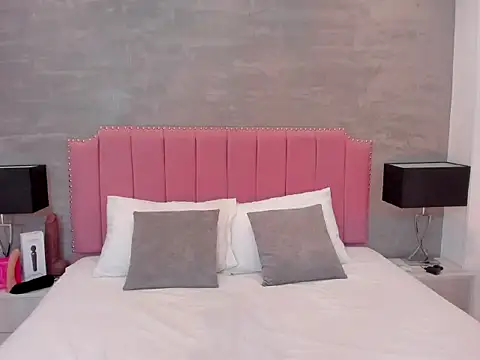 Snapshot of Jairajkaur chatting on 09-30-25, 08:04 Jairajkaur online show from 09-30-25, 08:04