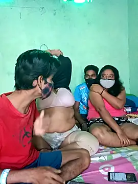 LoveOnStream online show from 11-04-25, 03:54