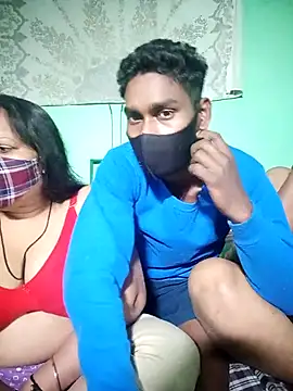 LoveOnStream online show from 11-24-25, 05:02