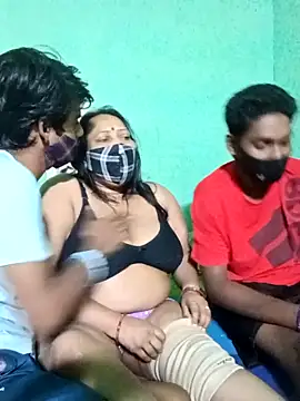 LoveOnStream online show from 11-06-25, 06:34