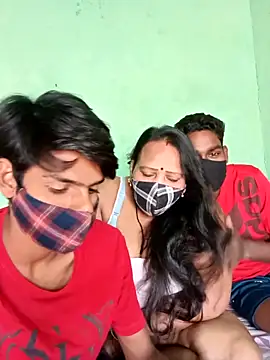 LoveOnStream online show from 10-18-25, 07:21