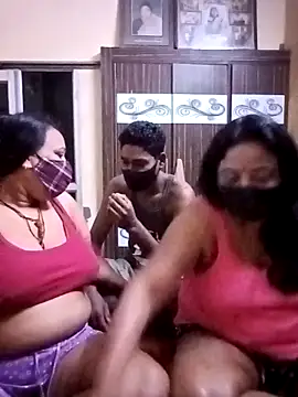 LoveOnStream online show from 02-25-26, 01:50