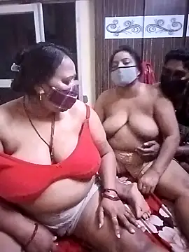 LoveOnStream online show from 02-14-26, 01:44