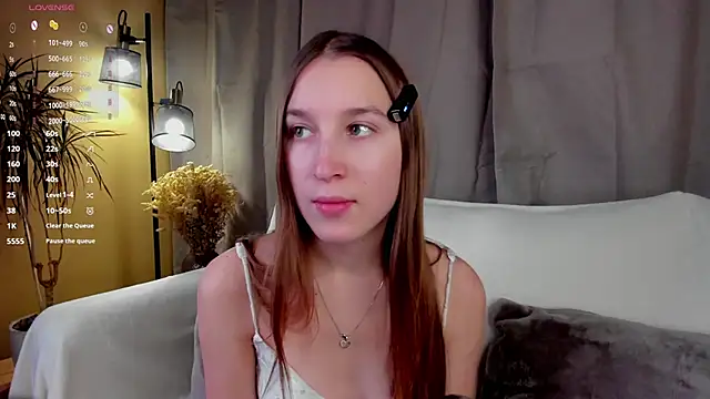 NanaMertins online show from 11-14-25, 01:09