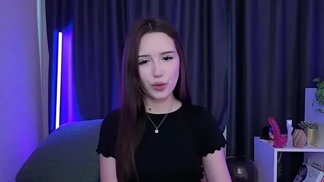 BlackEyesGirl online show from 06-17-26, 06:35