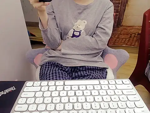 Lamoon 2k online show from 10-30-25, 03:27