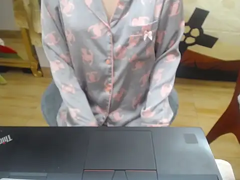 Lamoon 2k online show from 10-31-25, 04:20