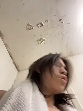 heytherepeoples717 online show from 11-09-25, 12:53