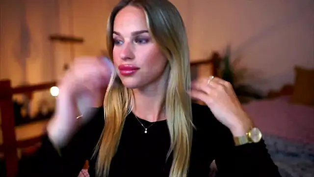 Emilyvanroessel online show from 11-19-25, 05:35