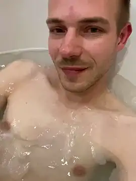 Skinny0150 online show from 11-21-25, 09:25