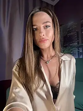 Snapshot of _shadylady_ chatting on 08-06-26, 05:41 shadylady online show from 08-06-26, 05:41