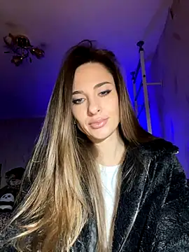 Snapshot of _shadylady_ chatting on 10-03-25, 04:30  shadylady  online show from 10-03-25, 04:30