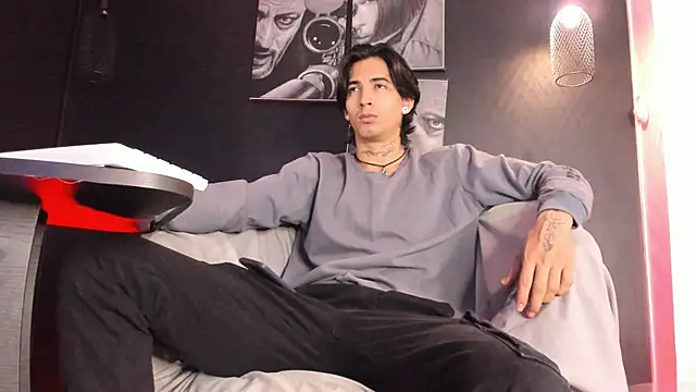 jett savage online show from 11-05-25, 01:36