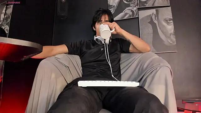 jett savage online show from 09-24-25, 01:28