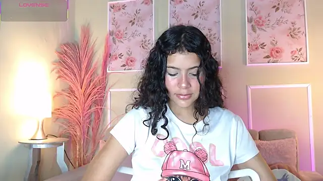 CurlyDani online show from 09-24-25, 12:22