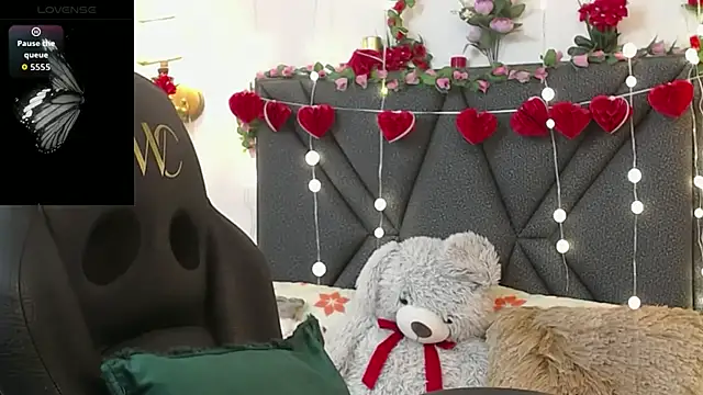 IndraKaur  online show from 03-25-26, 11:53