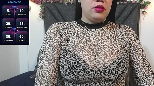 IndraKaur  online show from 10-31-25, 03:03