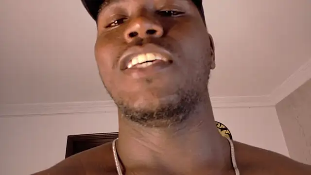 Snapshot of JothaFit chatting on 10-14-25, 02:39 JothaFit online show from 10-14-25, 02:39