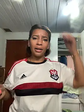 Snapshot of Crisschiavo chatting on 09-25-25, 01:06 Crisschiavo online show from 09-25-25, 01:06