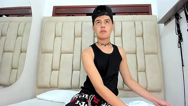 Felipe Cold online show from 11-16-25, 02:05