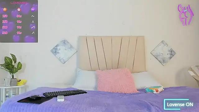  Miaa khalifa  online show from 03-12-26, 12:09