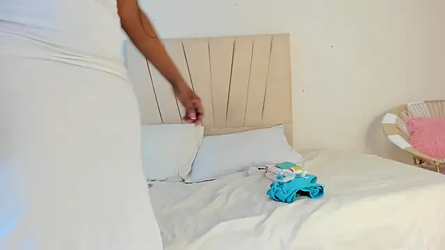  Miaa khalifa  online show from 02-27-26, 12:27