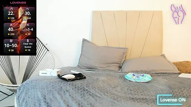  Miaa khalifa  online show from 11-05-25, 12:19