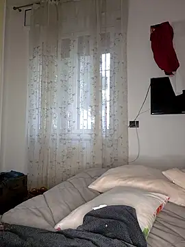 Snapshot of amalia202555 chatting on 01-12-26, 03:08 amalia202555 online show from 01-12-26, 03:08