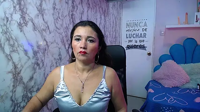 noelia milf19 online show from 10-10-25, 06:53
