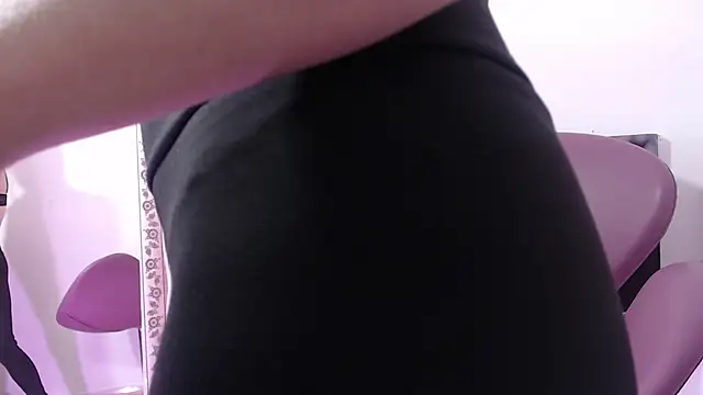 thamarajane2 online show from 12-18-25, 01:48