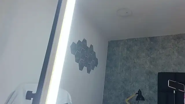 crystaldarliing online show from 04-13-26, 04:22