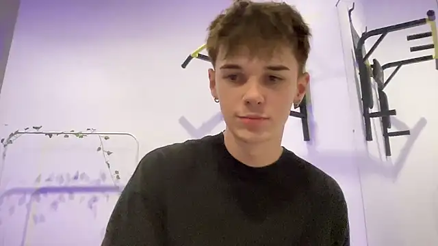 Milk Guy online show from 09-28-25, 04:47