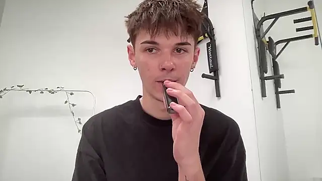 Milk Guy online show from 09-29-25, 01:06