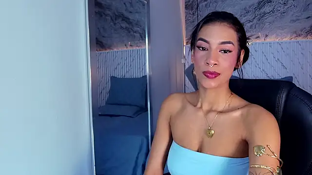 Snapshot of kitty_collins_ chatting on 07-16-26, 07:55 kitty collins online show from 07-16-26, 07:55
