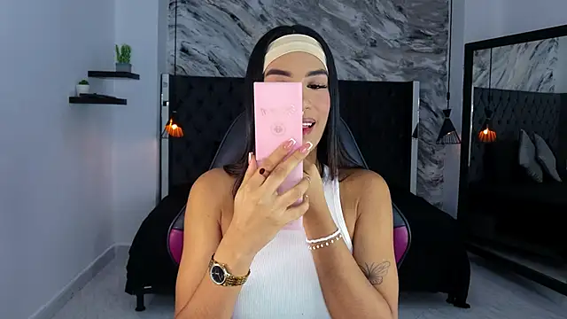 kitty collins  online show from 06-02-26, 11:54