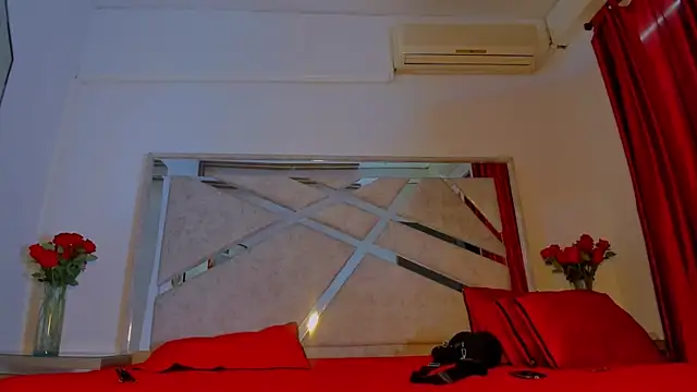 ThiccyLexxy online show from 12-17-25, 12:21