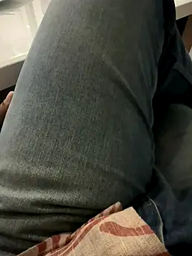 Snapshot of saumon3022 chatting on 09-17-25, 01:24 saumon3022 online show from 09-17-25, 01:24