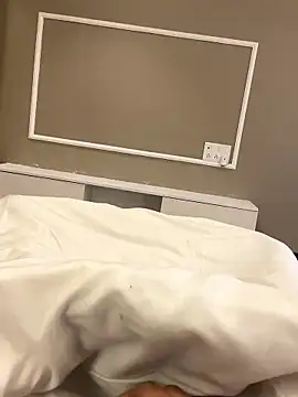 Snapshot of saumon3022 chatting on 01-11-26, 05:14 saumon3022 online show from 01-11-26, 05:14