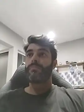 Snapshot of rafaelstorm90 chatting on 11-06-25, 11:42 rafaelstorm90 online show from 11-06-25, 11:42