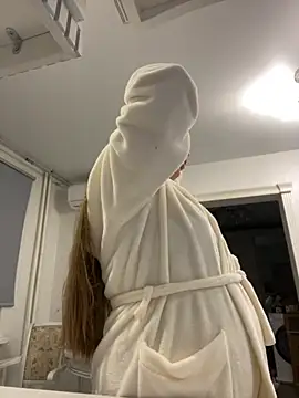 DeniMilkyyyyy online show from 12-03-25, 11:14